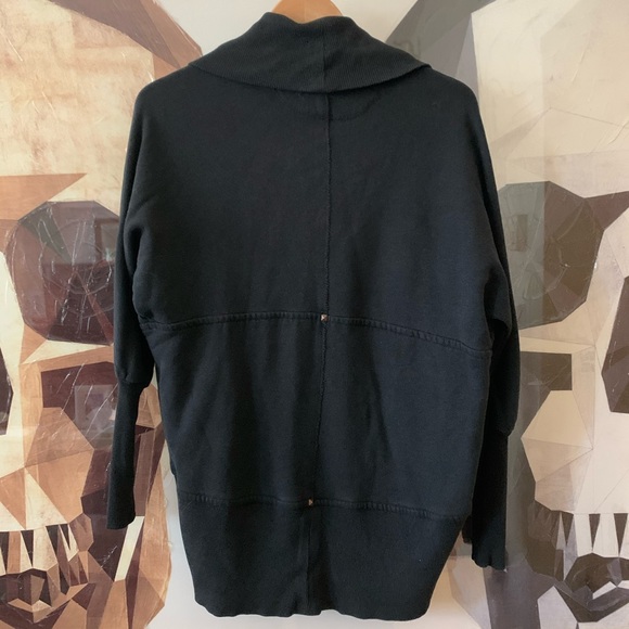 Aritzia Wilfred Diderot Cocoon Wrap Sweater black - Picture 8 of 9